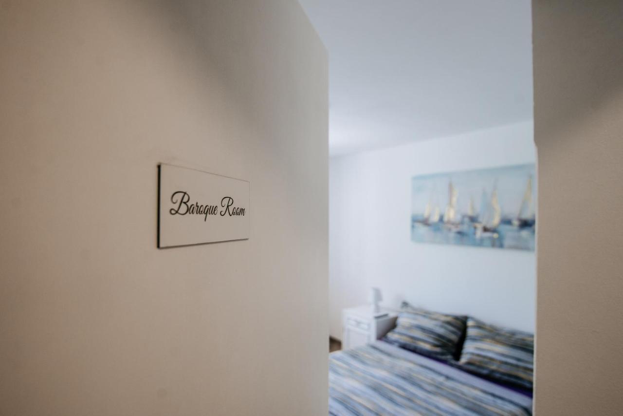 Sunnynest Apartment - 3Br Apt With Free Parking & Wi-Fi, Close To Lapad Bay Beach ドゥブロブニク エクステリア 写真