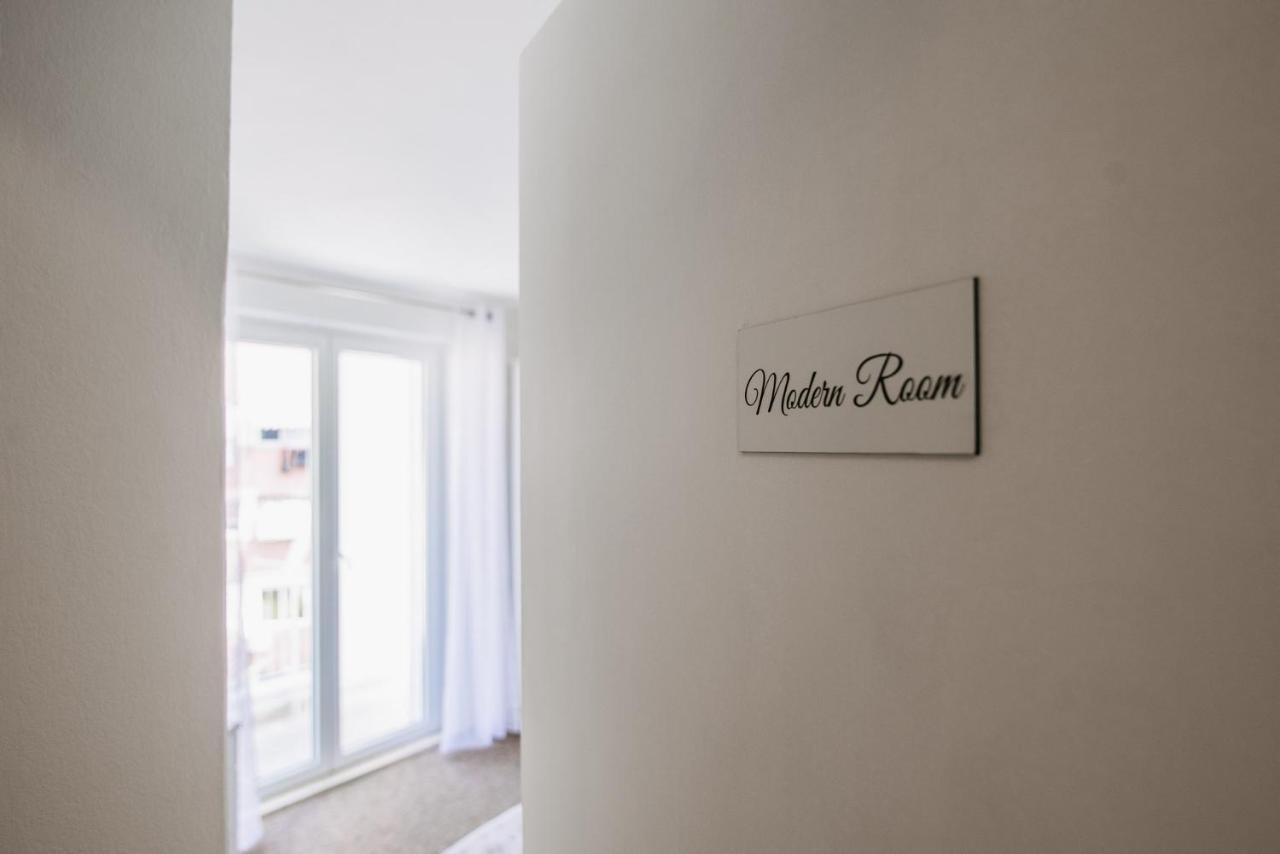 Sunnynest Apartment - 3Br Apt With Free Parking & Wi-Fi, Close To Lapad Bay Beach ドゥブロブニク エクステリア 写真